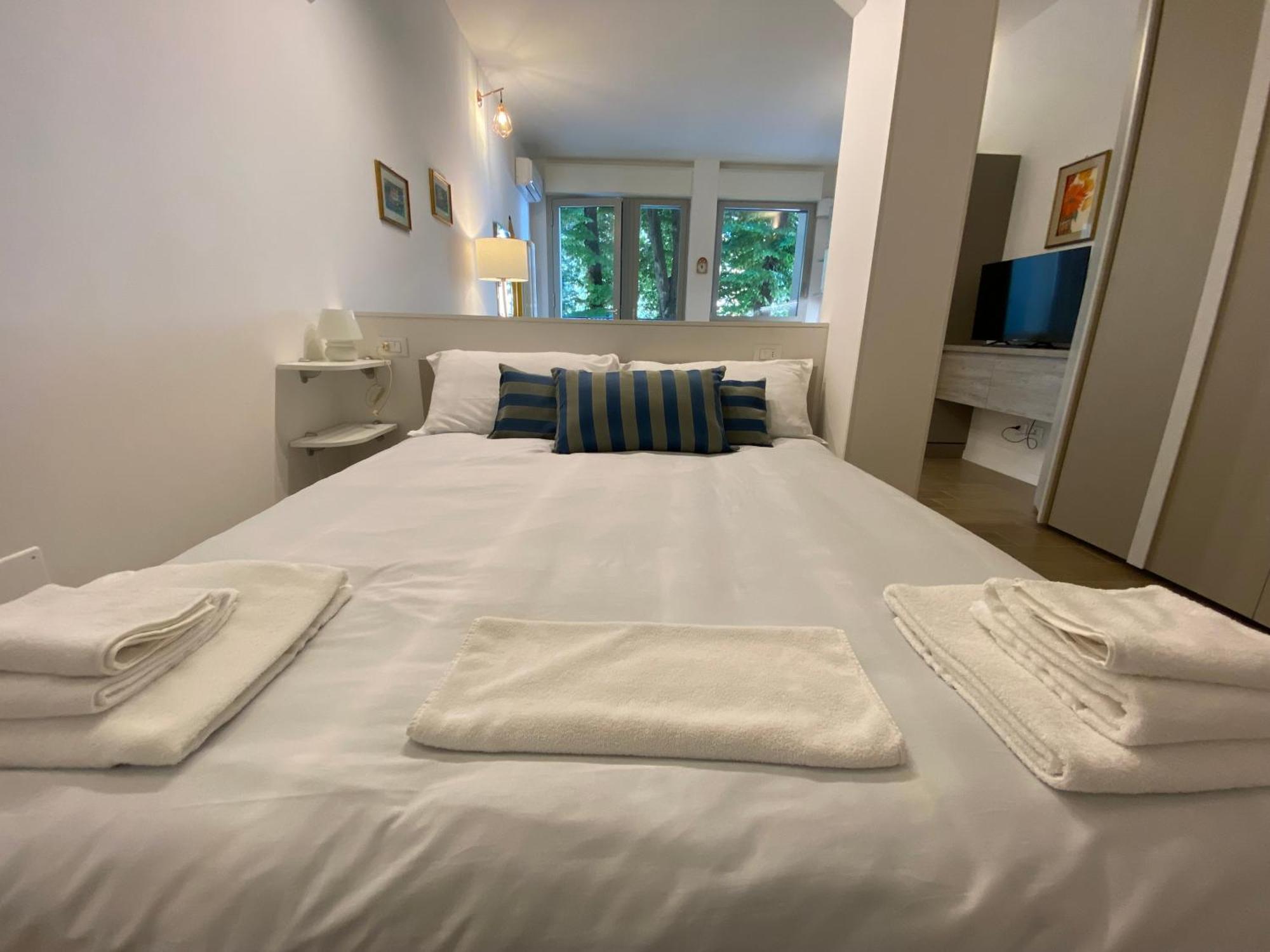 Avantgard Rooms Terrace Suite Bologna Esterno foto